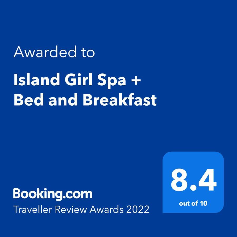 Bed and breakfast Island Girl + *